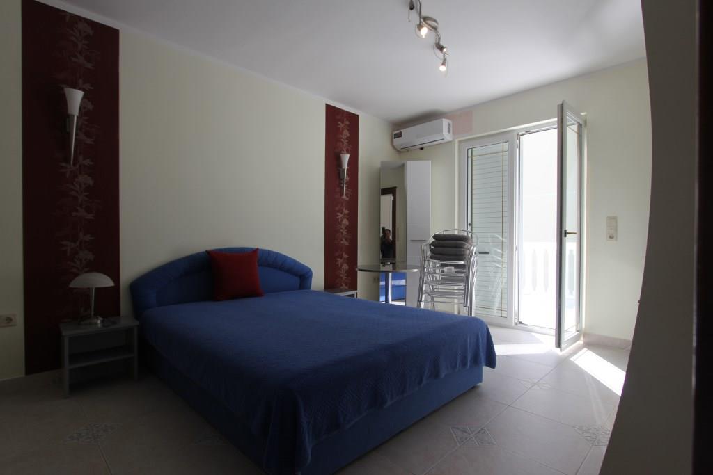 Image of House - 5 Bedrooms - 3 Bathrooms for Sale in Budva-Budva-Montenegro, Image 27