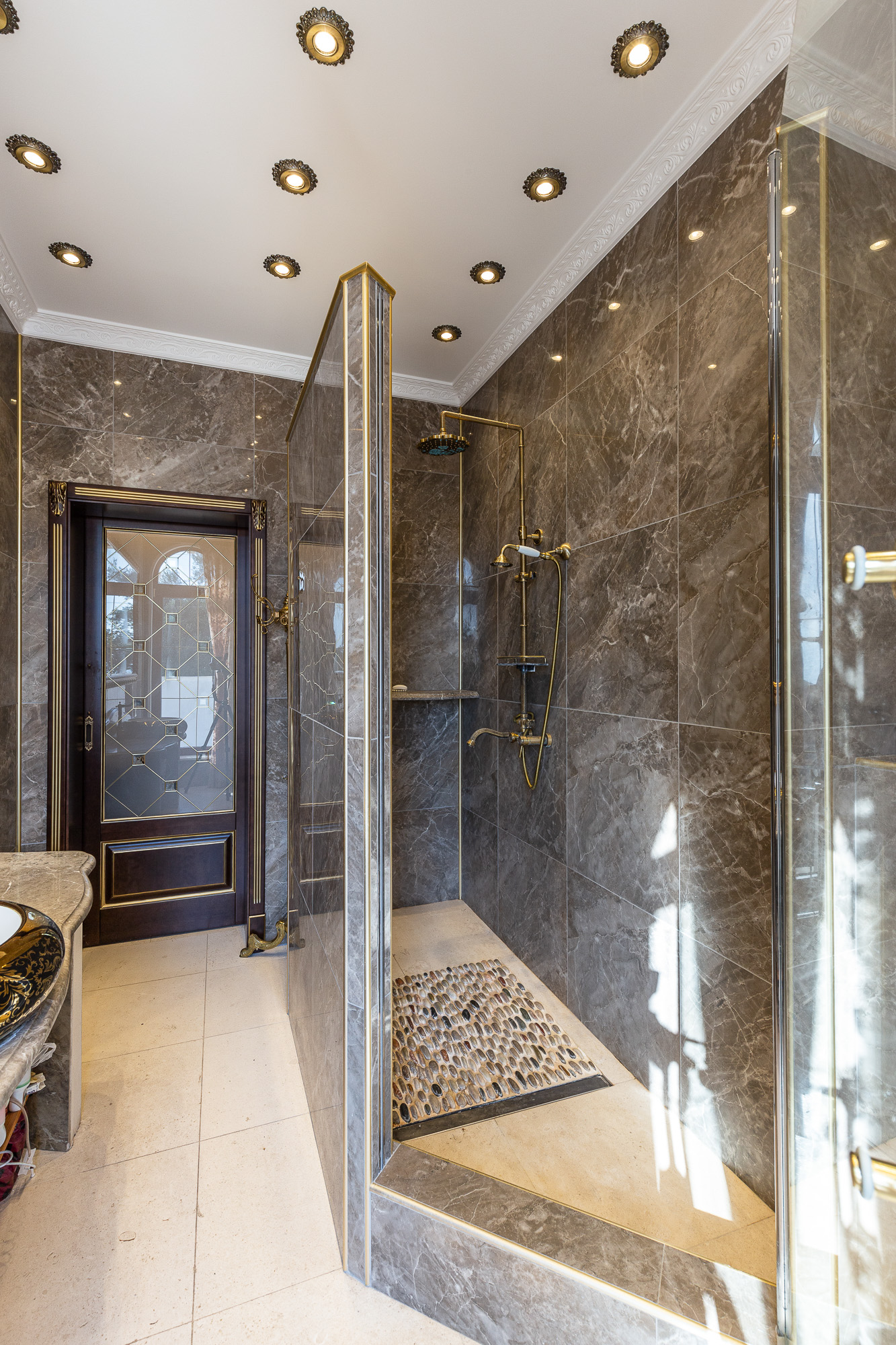 Image of Villa - 6 Bedrooms - 3 Bathrooms for Sale in Bar-Ratac-Montenegro, Image 41