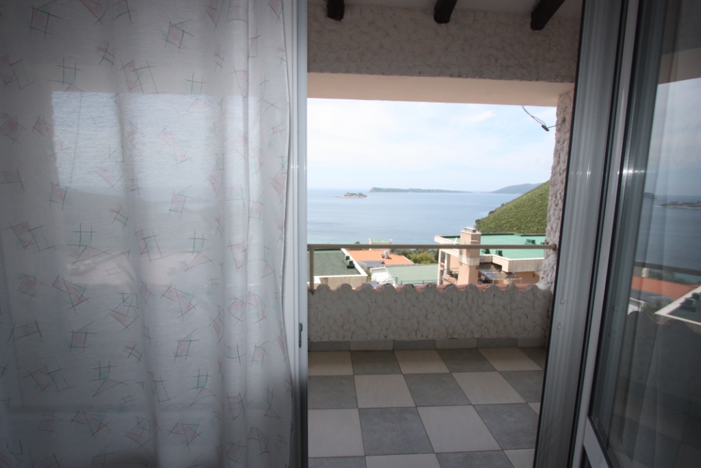 Image of House - 4 Bedrooms - 6 Bathrooms for Sale in Herceg-Novi-Herceg Novi-Montenegro, Image 24