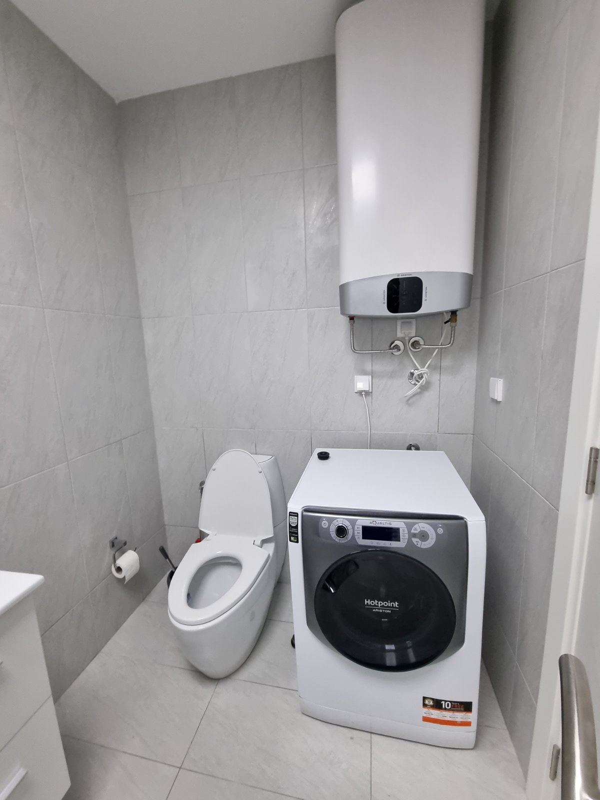 Image of Apartment - 3 Bedrooms - 3 Bathrooms for Sale in Budva-Budva-Montenegro, Image 9