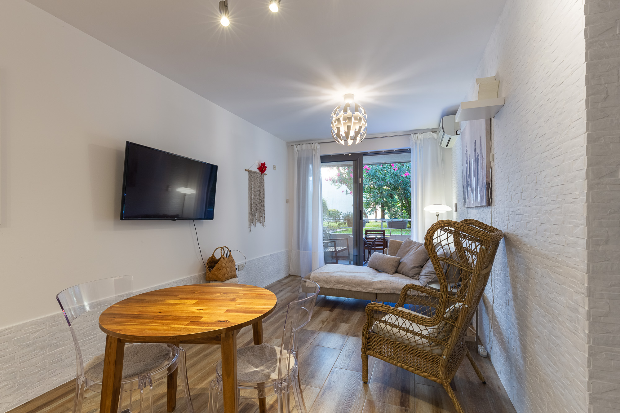 Image of Apartment - 2 Bedrooms - 2 Bathrooms for Sale in Budva-Przno-Montenegro, Image 1