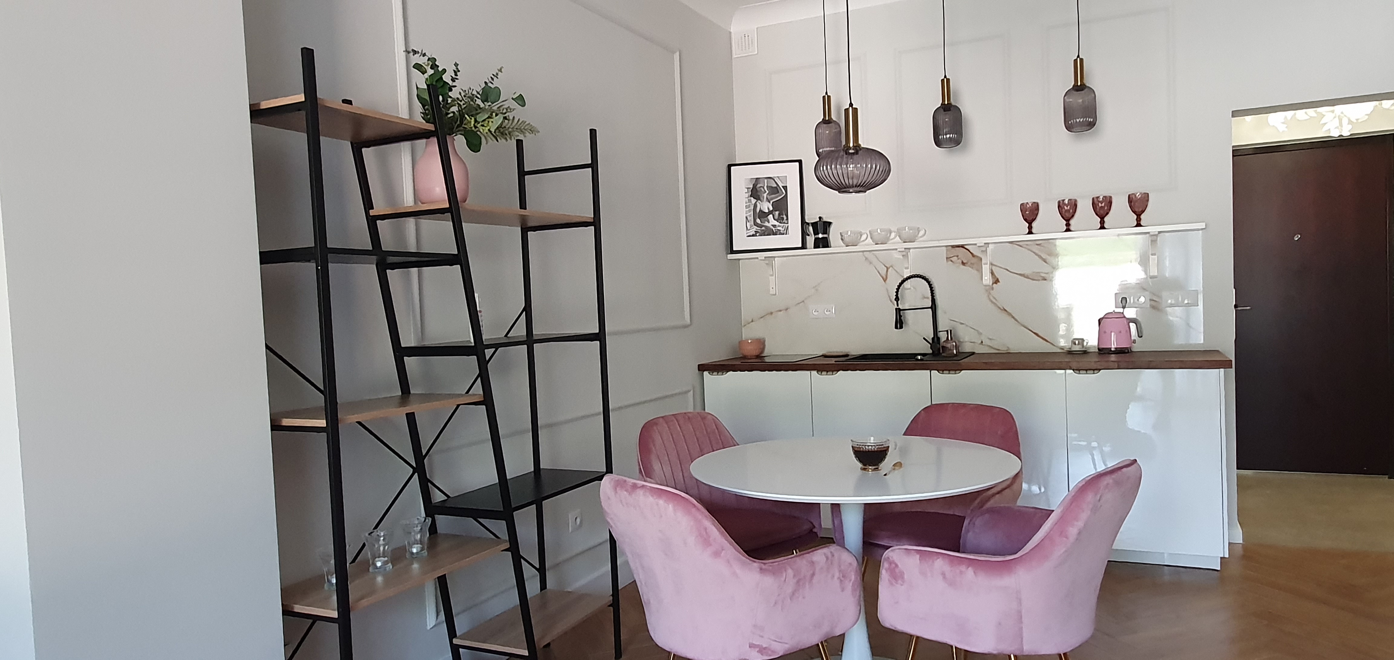 Image of Apartment - 1 Bedrooms - 1 Bathrooms for Sale in Budva-Becici-Montenegro, Image 1