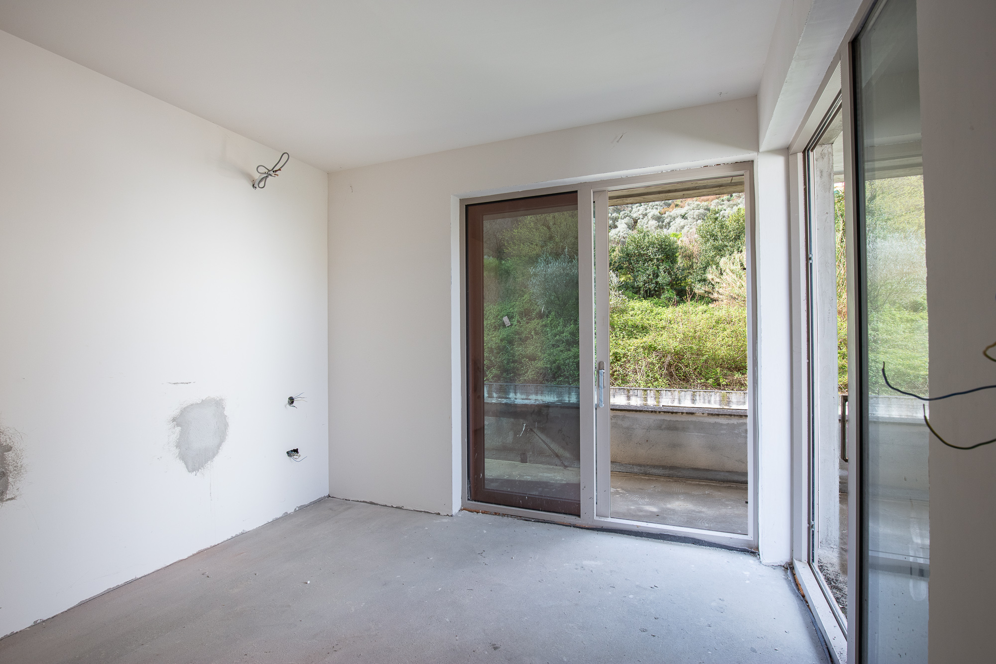 Image of House - 6 Bedrooms for Sale in Kotor-Prcanj-Montenegro, Image 12