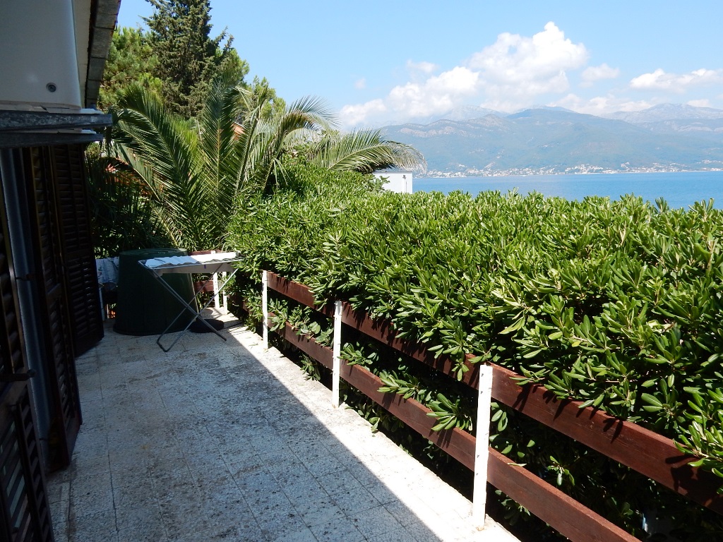 Image of House - 3 Bedrooms - 2 Bathrooms for Sale in Tivat-Tivat-Montenegro, Image 8