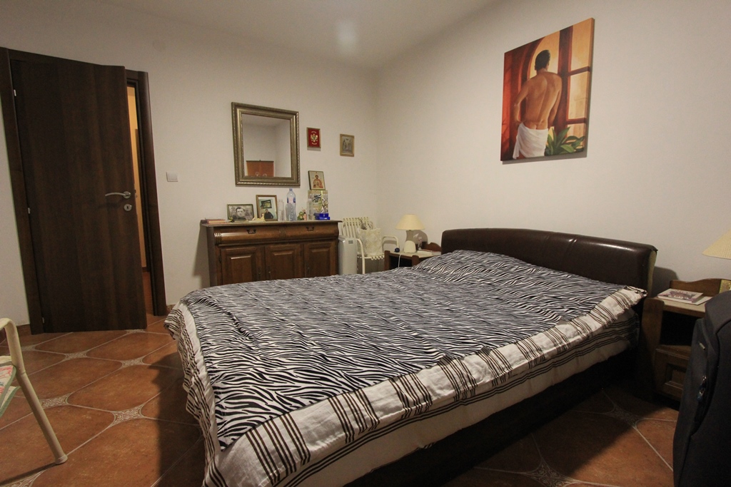 Image of House - 3 Bedrooms - 3 Bathrooms for Sale in Herceg-Novi-Baosici-Montenegro, Image 11