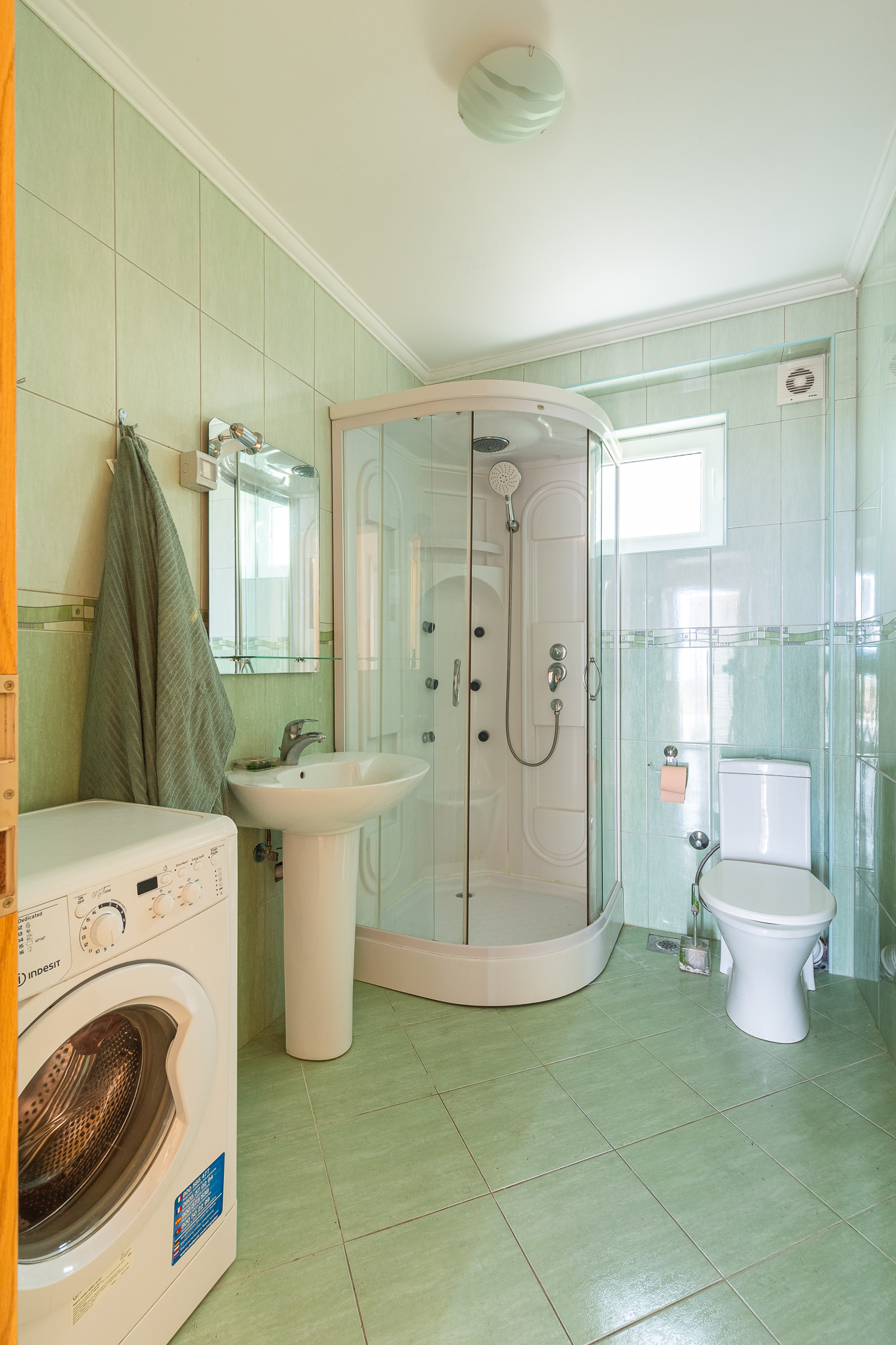 Image of House - 4 Bedrooms - 2 Bathrooms for Sale in Bar-Sutomore-Montenegro, Image 8