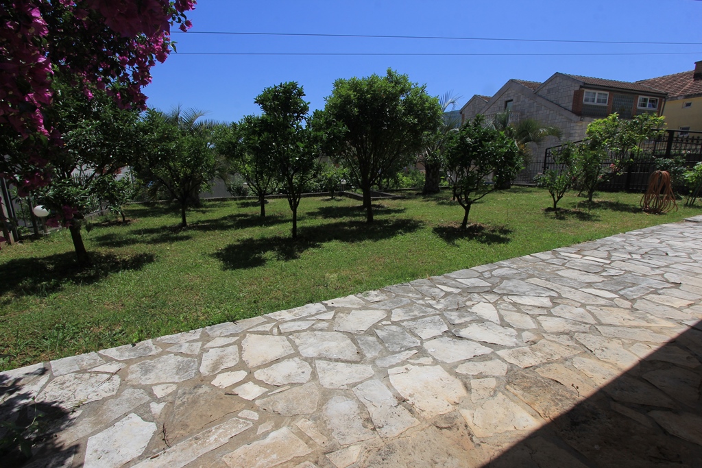 Image of House - 3 Bedrooms - 3 Bathrooms for Sale in Herceg-Novi-Baosici-Montenegro, Image 3
