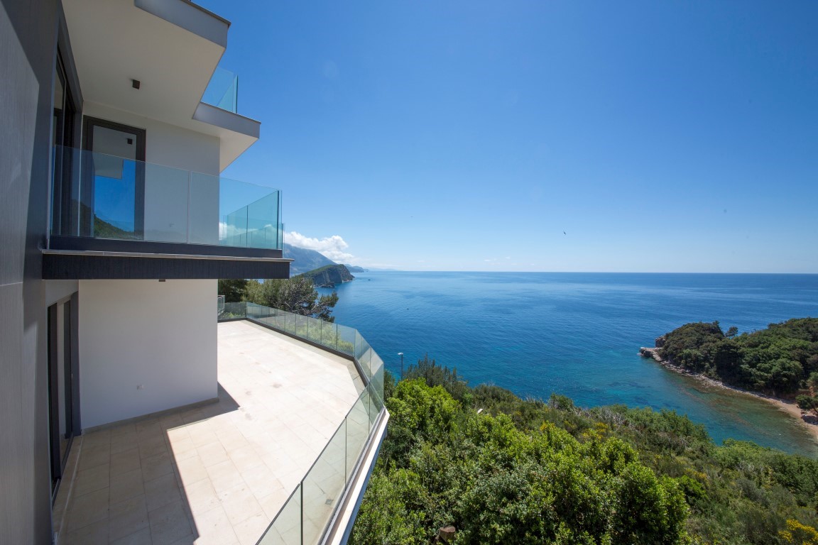 Image of Villa - 4 Bedrooms - 5 Bathrooms for Sale in Budva-Budva-Montenegro, Image 42