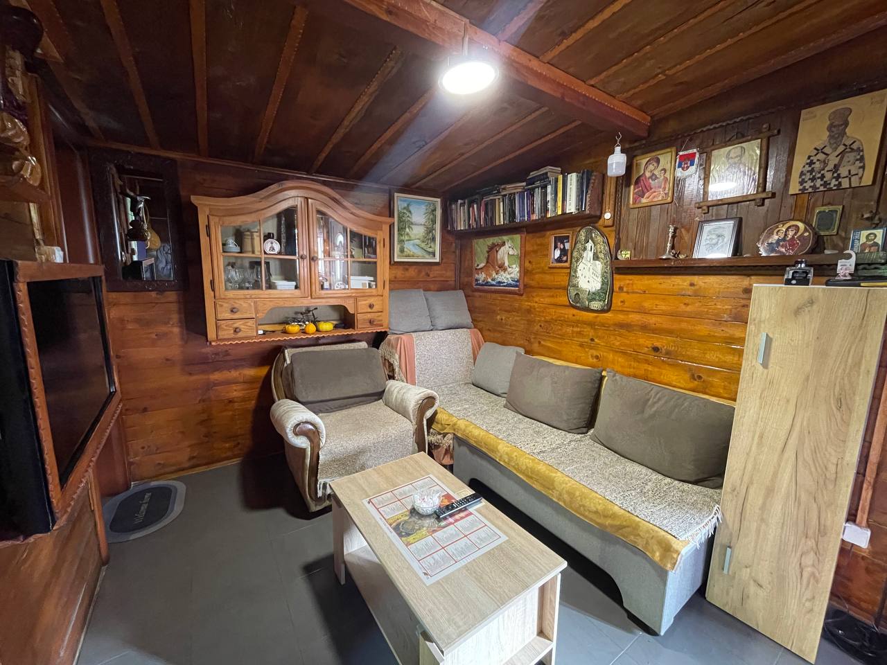 Image of House - 2 Bedrooms - 1 Bathrooms for Sale in Budva-Budva-Montenegro, Image 2