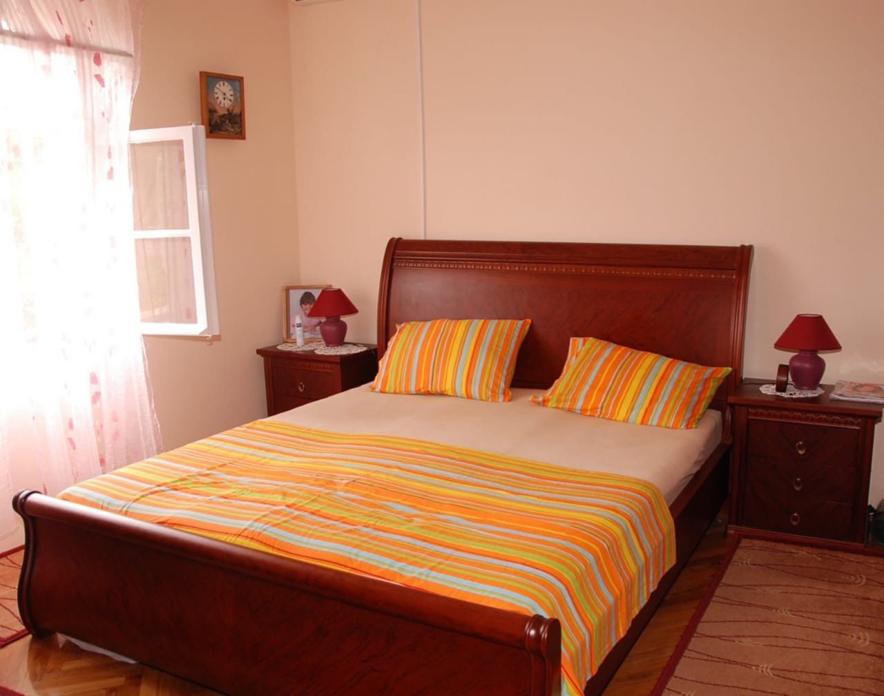 Image of House - 3 Bedrooms - 1 Bathrooms for Sale in Herceg-Novi-Kamenari-Montenegro, Image 6