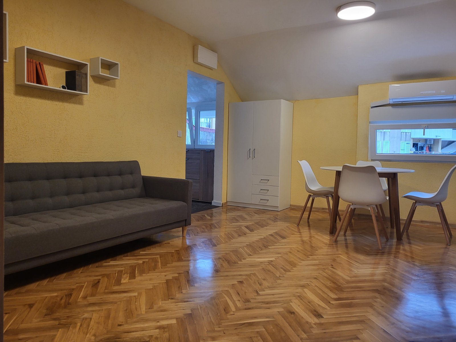 Image of Apartment - 2 Bedrooms - 1 Bathrooms for Sale in Budva-Budva-Montenegro, Image 12