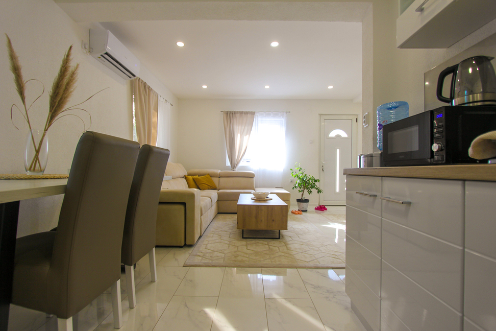 Image of House - 4 Bedrooms - 2 Bathrooms for Sale in Bar-Dobre Vode-Montenegro, Image 1