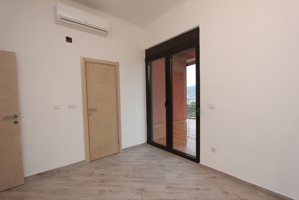 Image of Apartment - 3 Bedrooms - 4 Bathrooms for Sale in Bar-Bar-Montenegro, Image 13