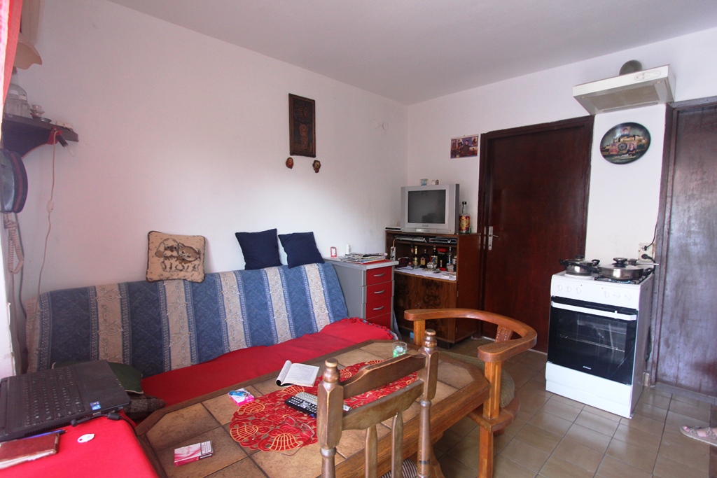 Image of House - 5 Bedrooms - 3 Bathrooms for Sale in Kotor-Kotor-Montenegro, Image 10