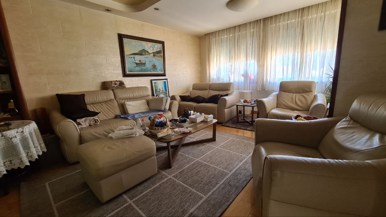 Image of House - 6 Bedrooms - 6 Bathrooms for Sale in Budva-Budva-Montenegro, Image 10