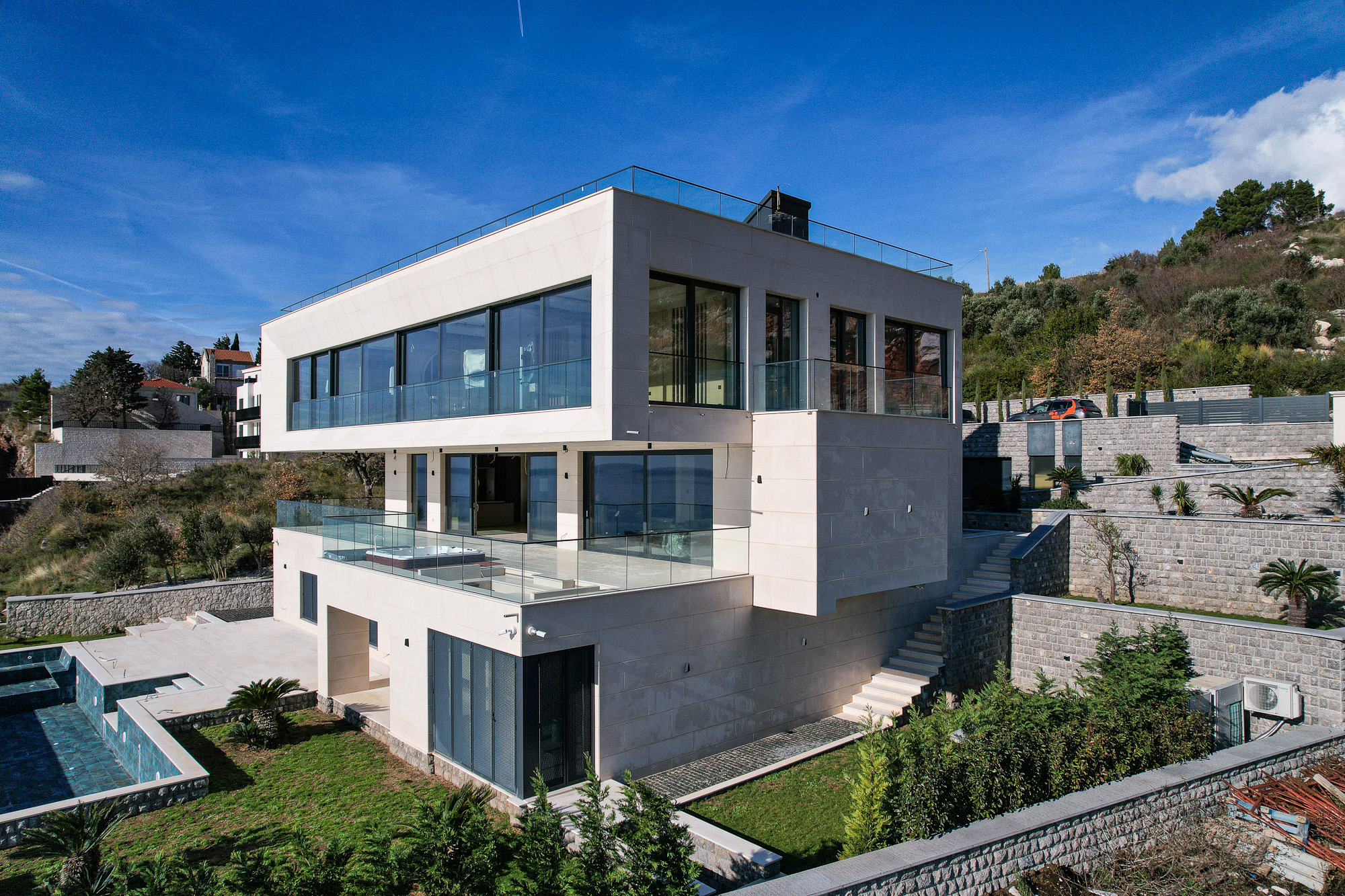 Image of Villa - 7 Bedrooms - 7 Bathrooms for Sale in Budva-Rezevici-Montenegro, Image 8