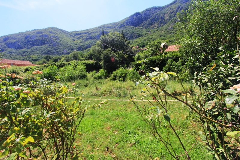 Image of House - 4 Bedrooms - 2 Bathrooms for Sale in Kotor-Kotor-Montenegro, Image 5