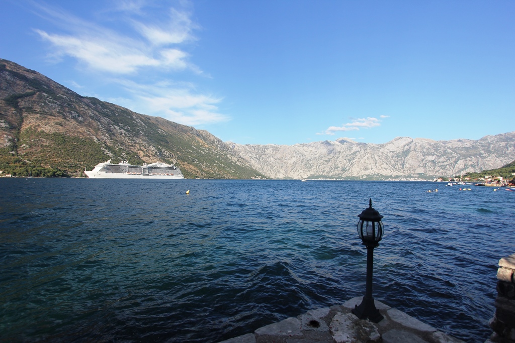 Image of House - 5 Bedrooms - 3 Bathrooms for Sale in Kotor-Kotor-Montenegro, Image 6