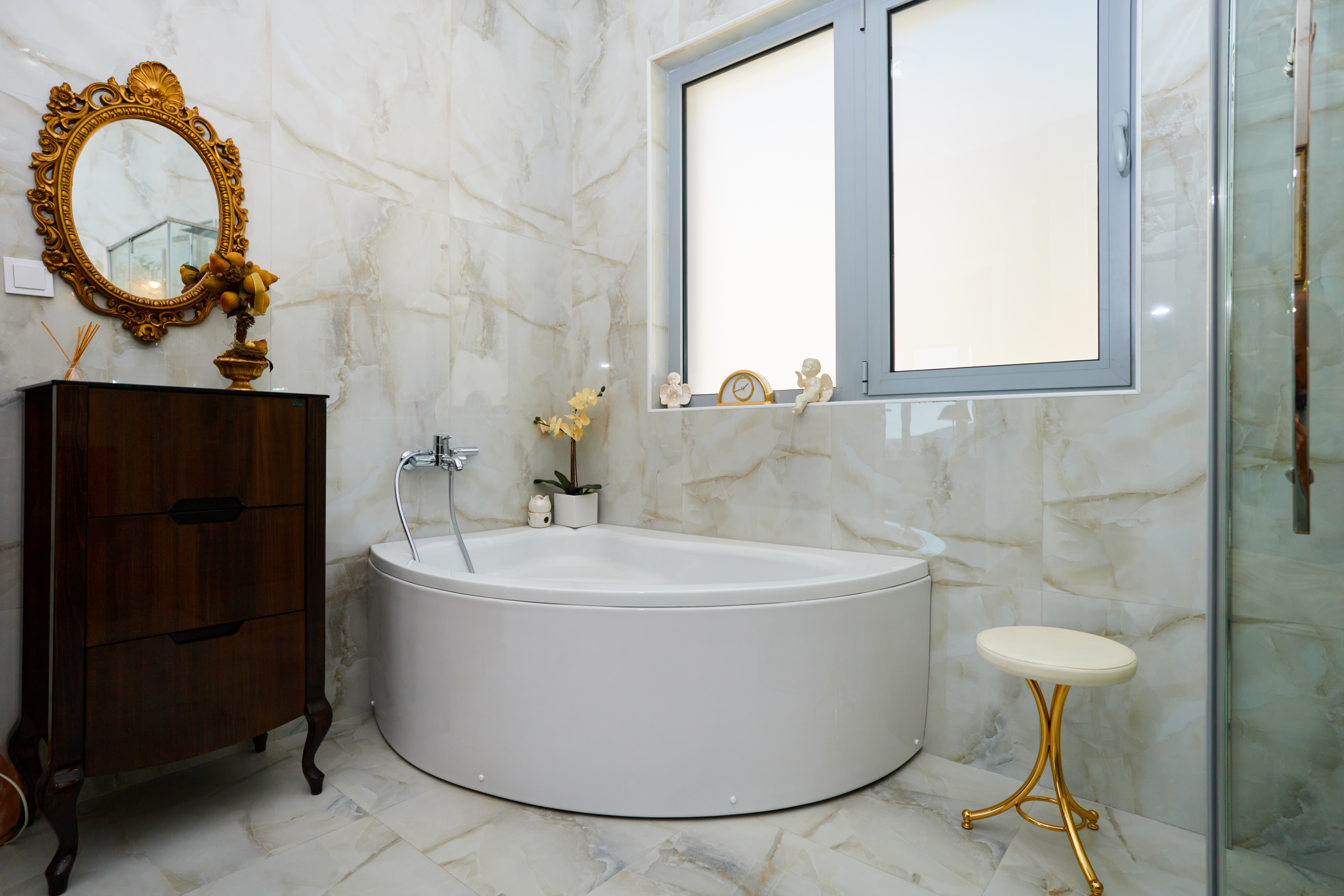 Image of Villa - 4 Bedrooms - 4 Bathrooms for Sale in Herceg-Novi-Kumbor-Montenegro, Image 46