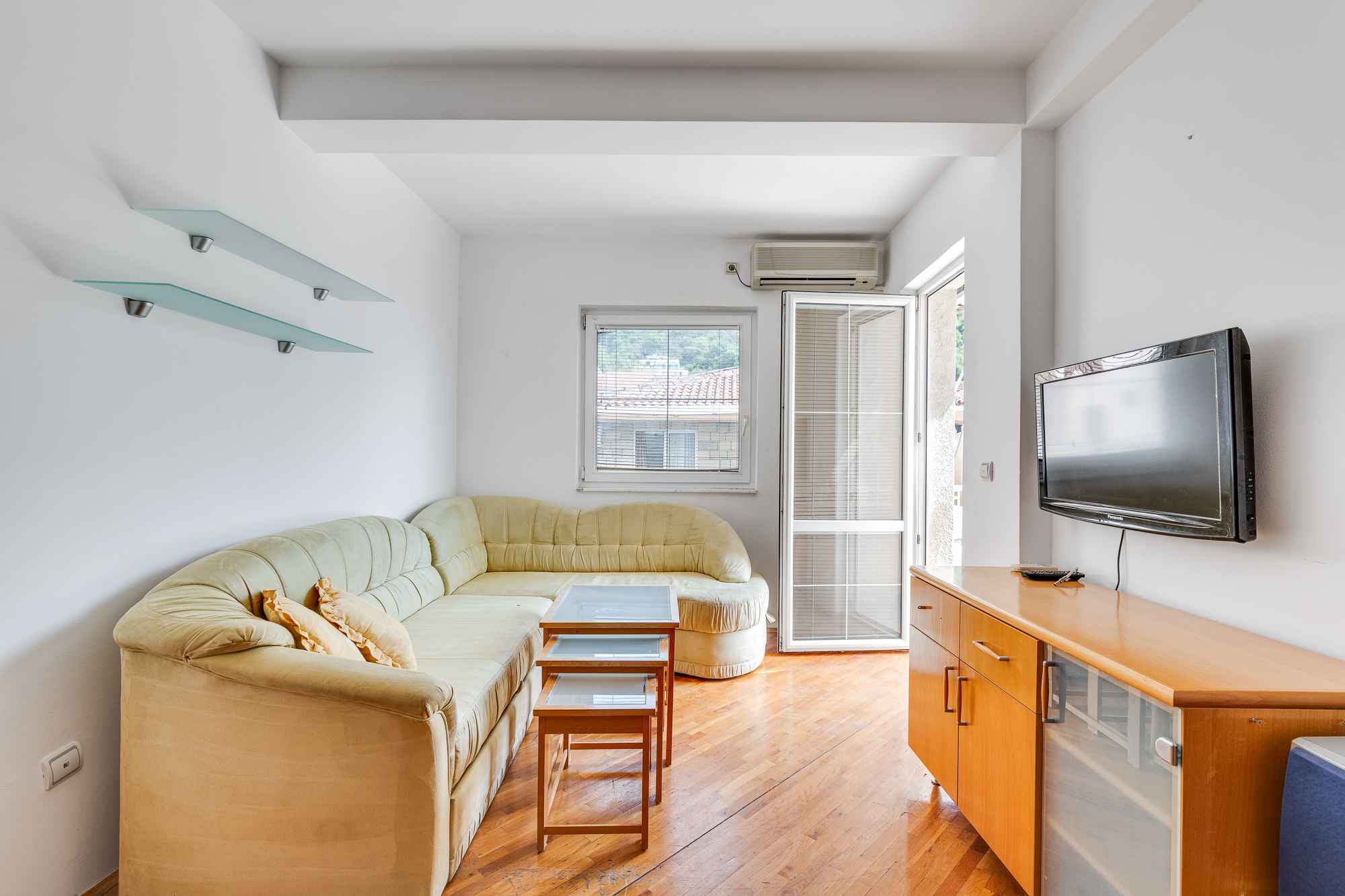 Image of Apartment - 1 Bedrooms - 1 Bathrooms for Sale in Budva-Rafailovici-Montenegro, Image 4