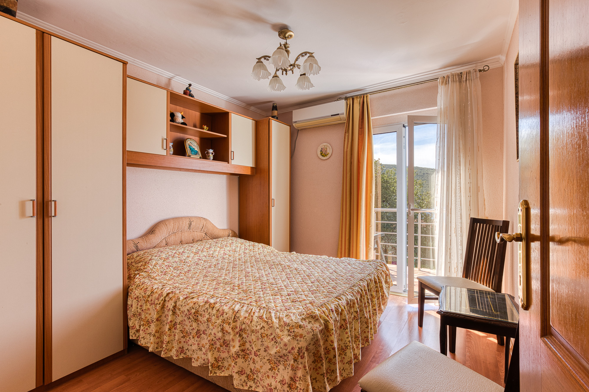 Haus 3 Schlafzimmer  Kumbor, Montenegro