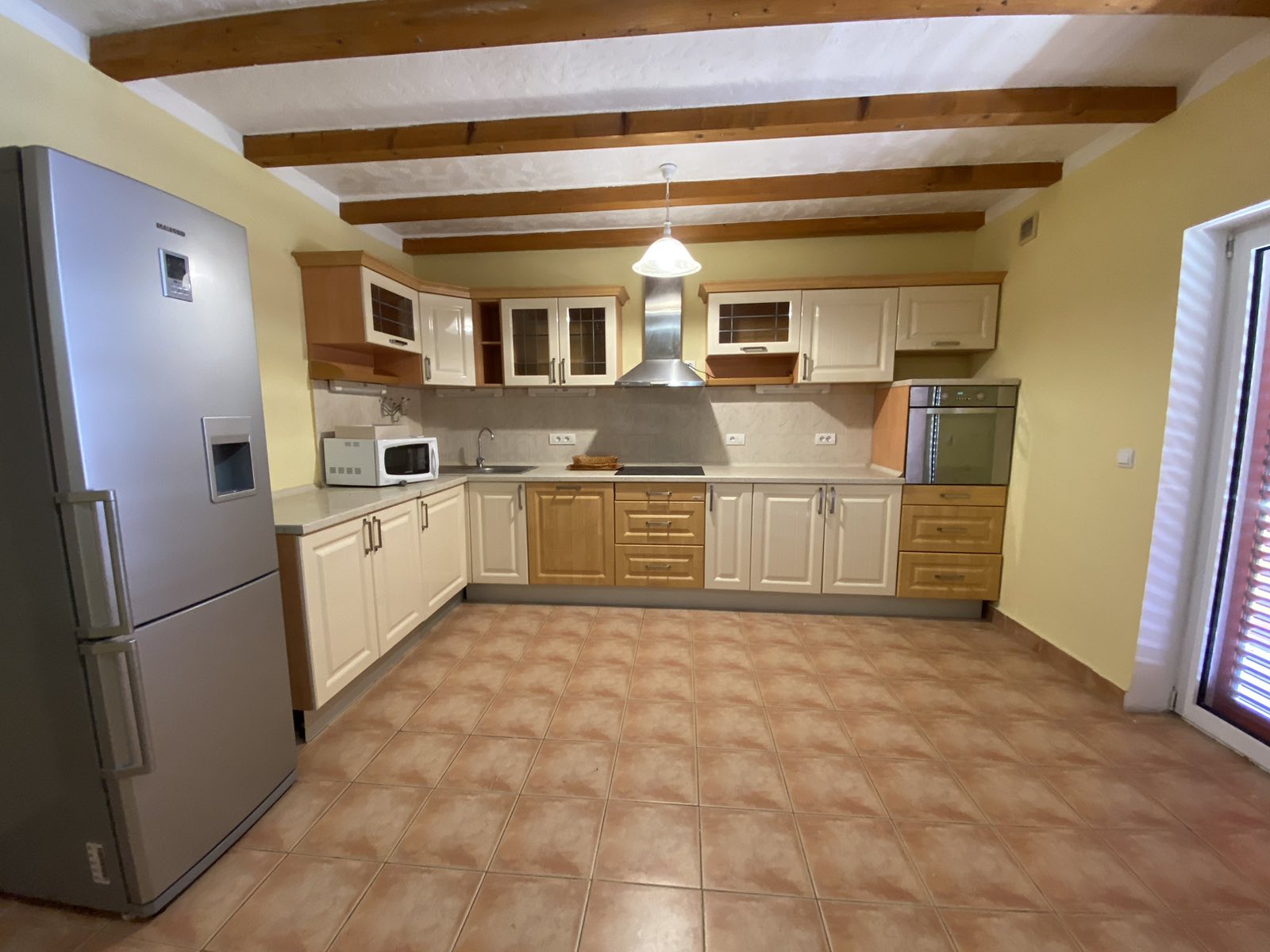 Image of House - 3 Bedrooms - 2 Bathrooms for Sale in Herceg-Novi-Djenovici-Montenegro, Image 7
