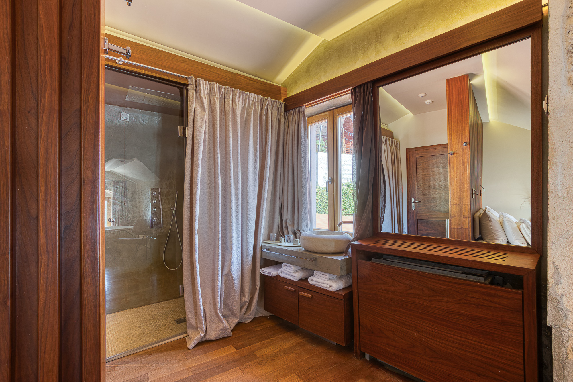 Image of Villa - 7 Bedrooms - 7 Bathrooms for Sale in Kotor-Montenegro, Image 51