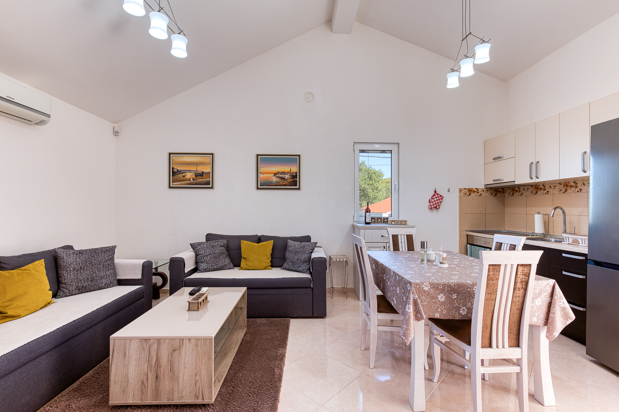 Image of Villa - 4 Bedrooms - 2 Bathrooms for Sale in Kotor-Montenegro, Image 3