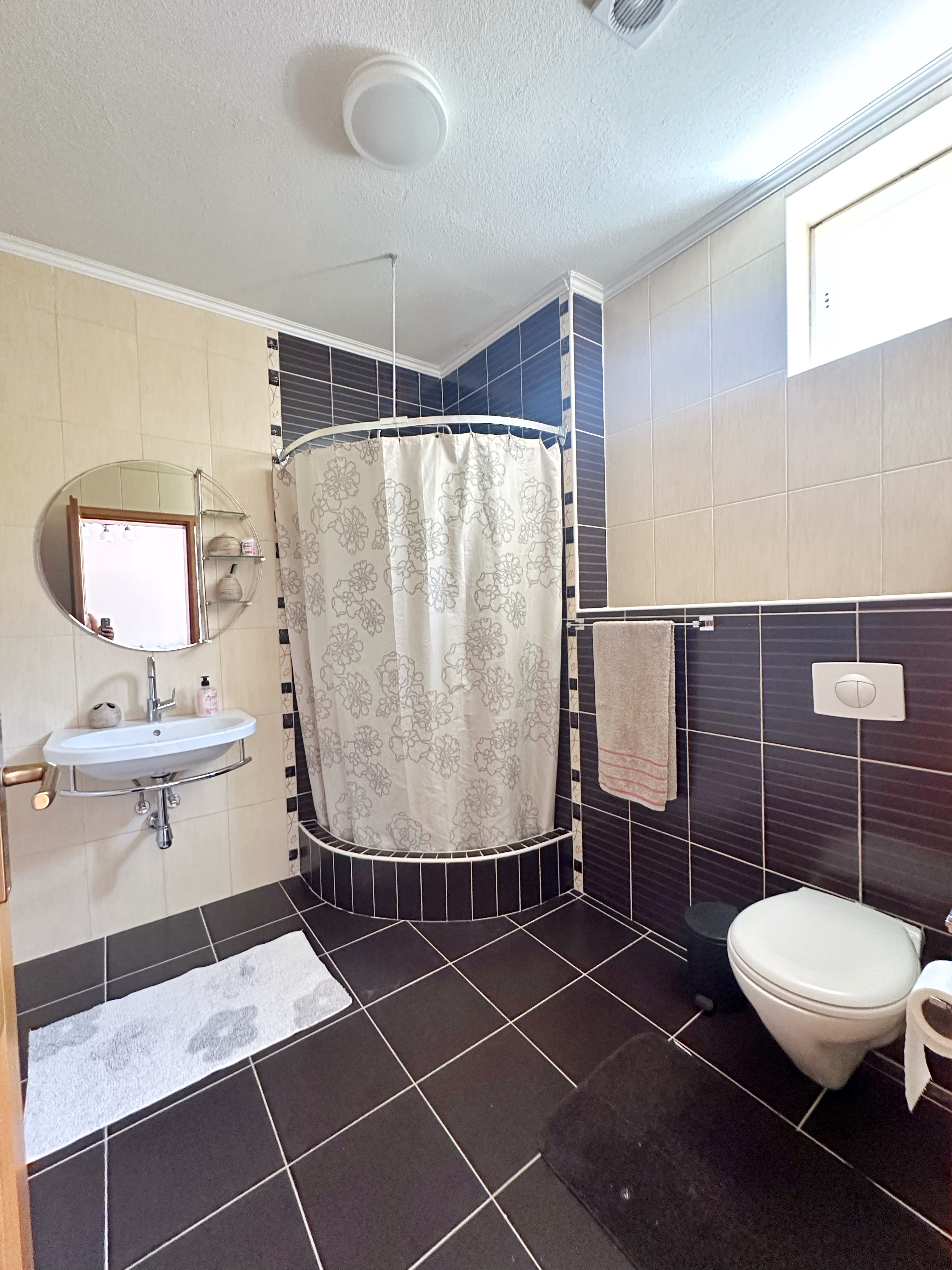 Image of House - 8 Bedrooms - 5 Bathrooms for Sale in Bar-Dobre Vode-Montenegro, Image 14