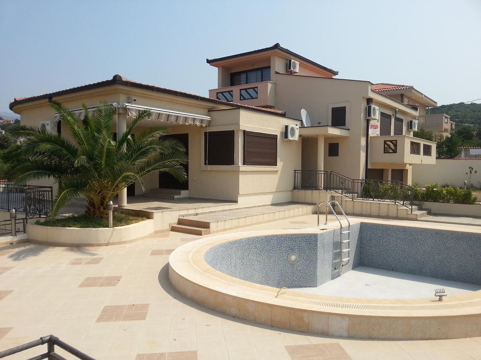 Image of Villa - 4 Bedrooms for Sale in Bar-Bar-Montenegro, Image 1