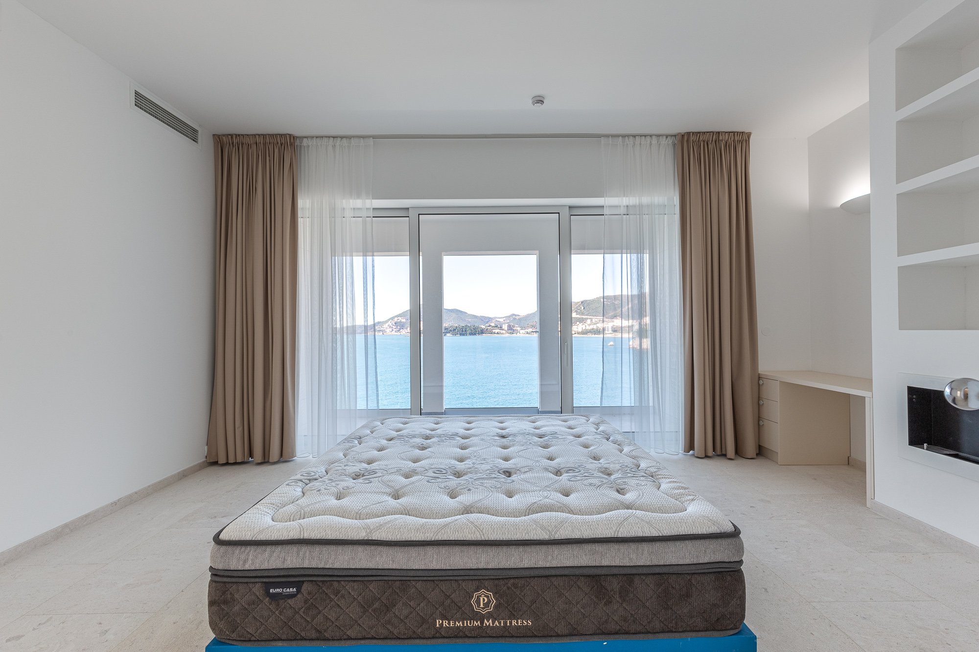 Image of Villa - 4 Bedrooms for Sale in Budva-Kamenovo-Montenegro, Image 19