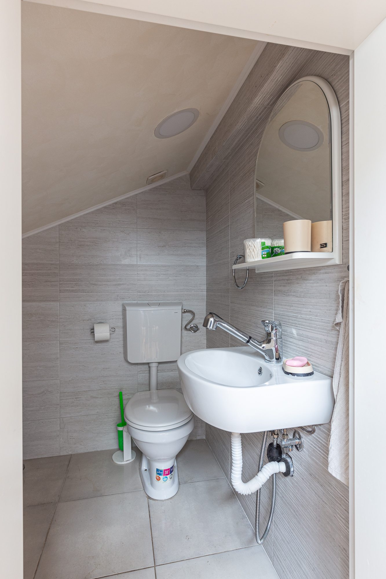 Image of Apartment - 2 Bedrooms - 2 Bathrooms for Sale in Herceg-Novi-Igalo-Montenegro, Image 20