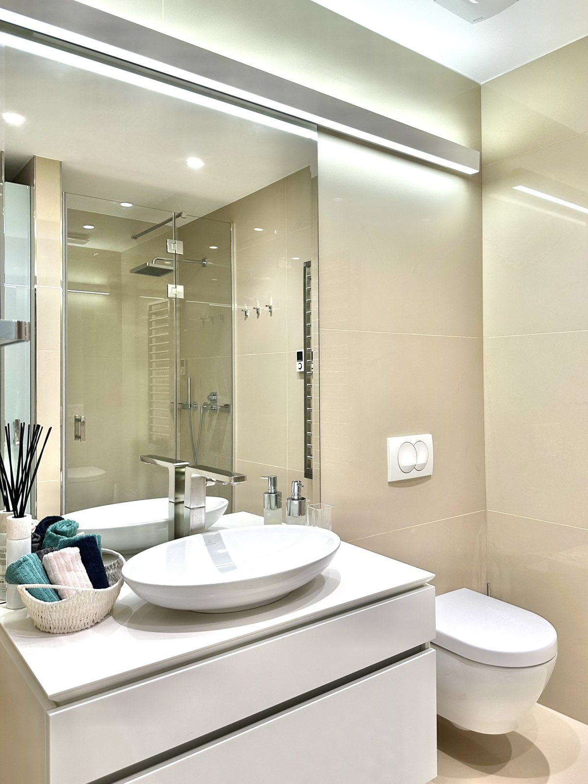 Image of Apartment - 2 Bedrooms - 2 Bathrooms for Sale in Budva-Budva-Montenegro, Image 15