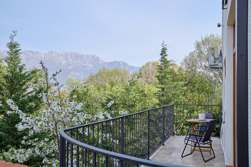 Image of Townhouse - 3 Bedrooms - 3 Bathrooms for Sale in Kotor-Kotor-Montenegro, Image 1