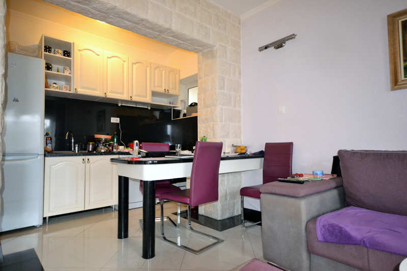 Image of House - 6 Bedrooms - 4 Bathrooms for Sale in Herceg-Novi-Herceg Novi-Montenegro, Image 26