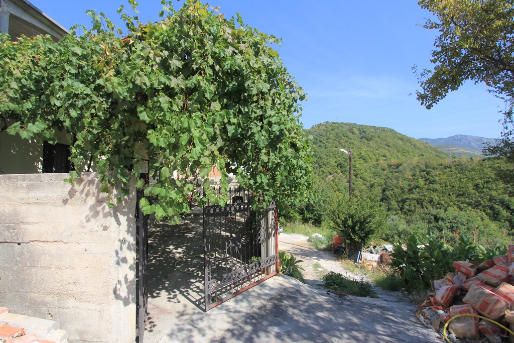 Image of House - 3 Bedrooms - 3 Bathrooms for Sale in Budva-Budva-Montenegro, Image 3