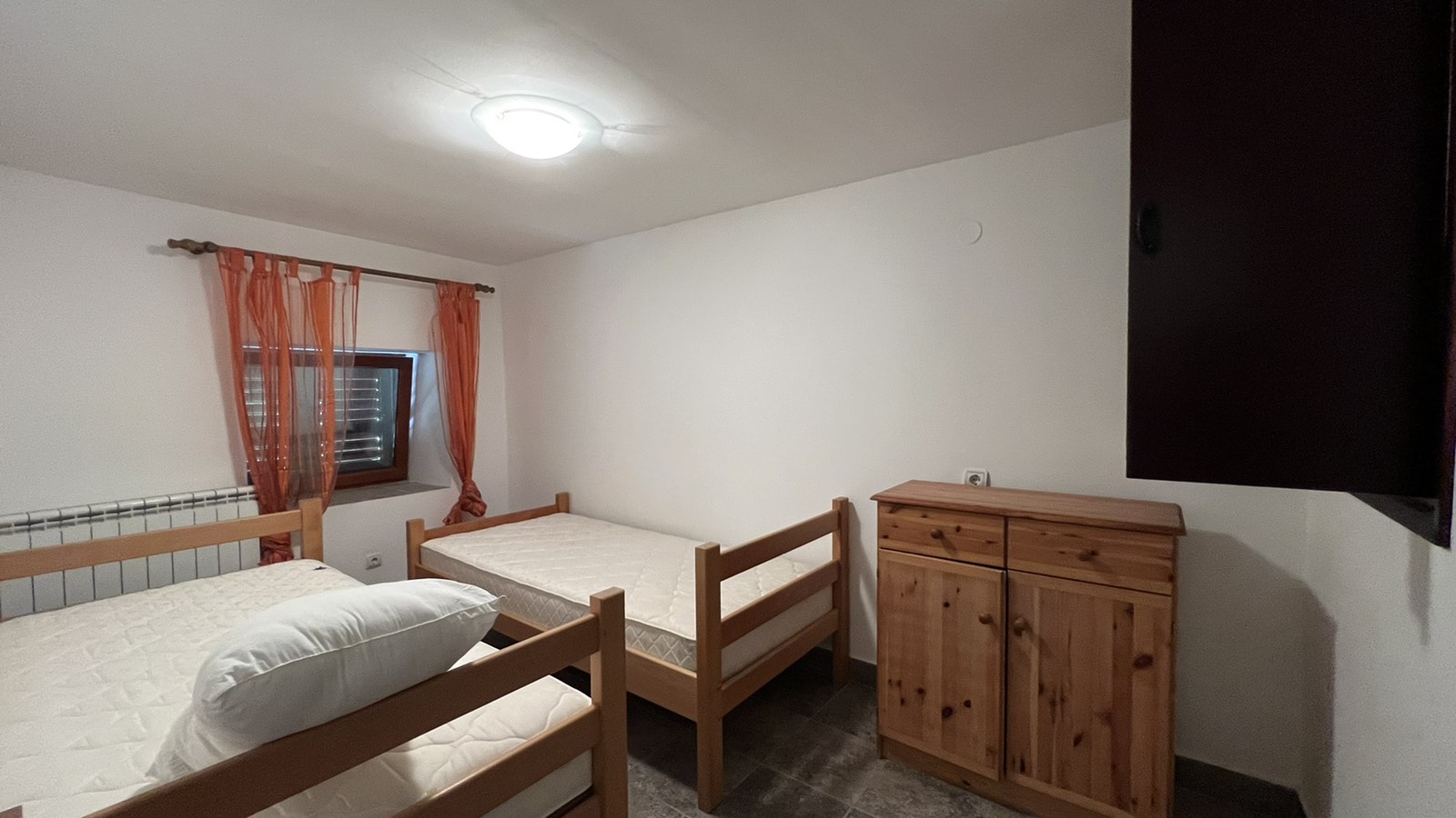 Image of Apartment - 2 Bedrooms - 1 Bathrooms for Sale in Tivat-Krasici-Montenegro, Image 9