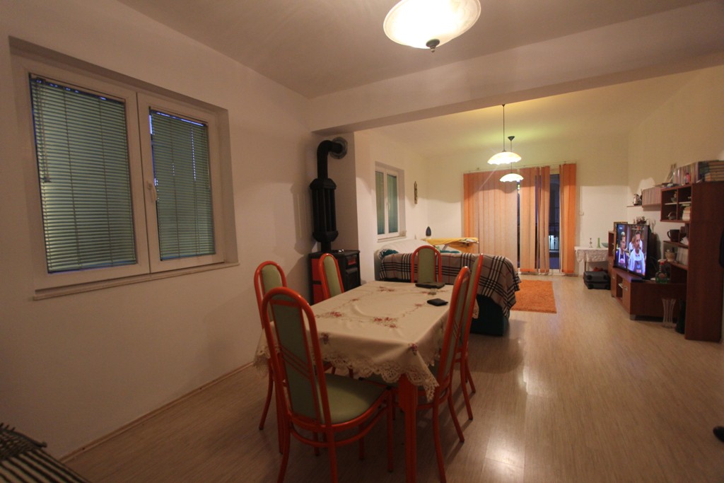 Image of House - 3 Bedrooms - 3 Bathrooms for Sale in Herceg-Novi-Topla-Montenegro, Image 8