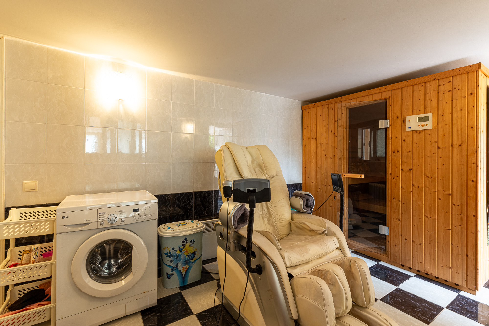 Image of House - 3 Bedrooms - 4 Bathrooms for Sale in Herceg-Novi-Kumbor-Montenegro, Image 1