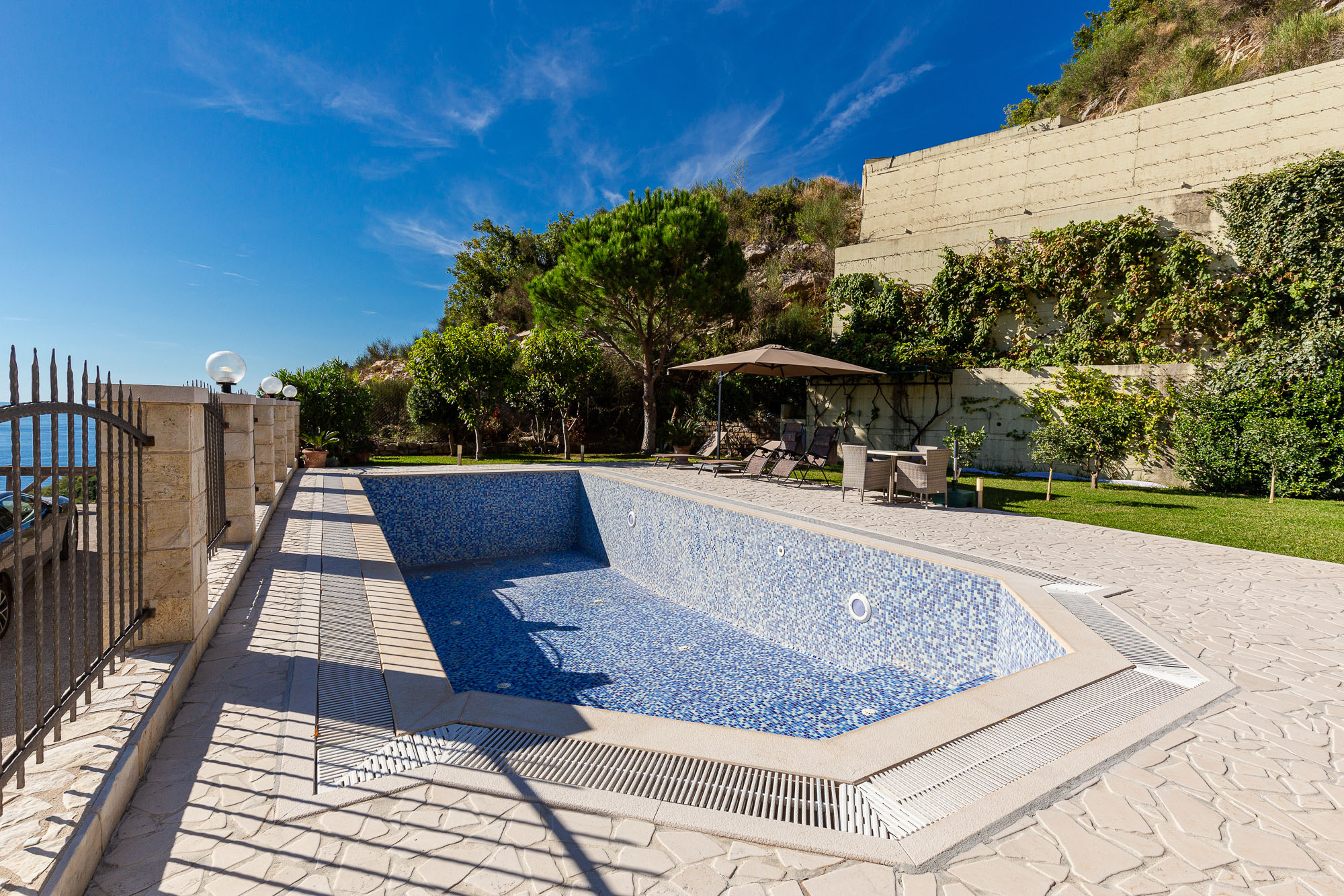 Image of Villa - 4 Bedrooms - 5 Bathrooms for Sale in Budva-Rezevici-Montenegro, Image 15