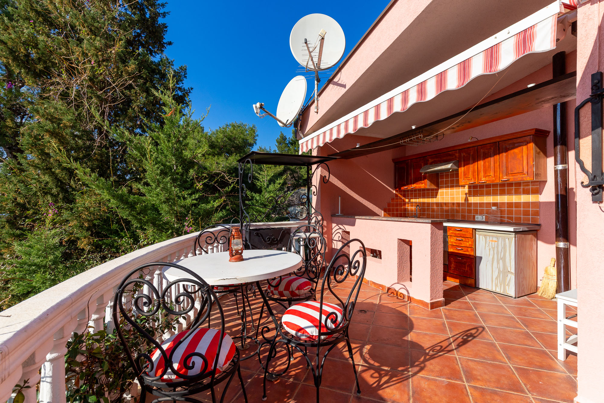 Image of House - 4 Bedrooms - 3 Bathrooms for Sale in Bar-Susanj-Montenegro, Image 27