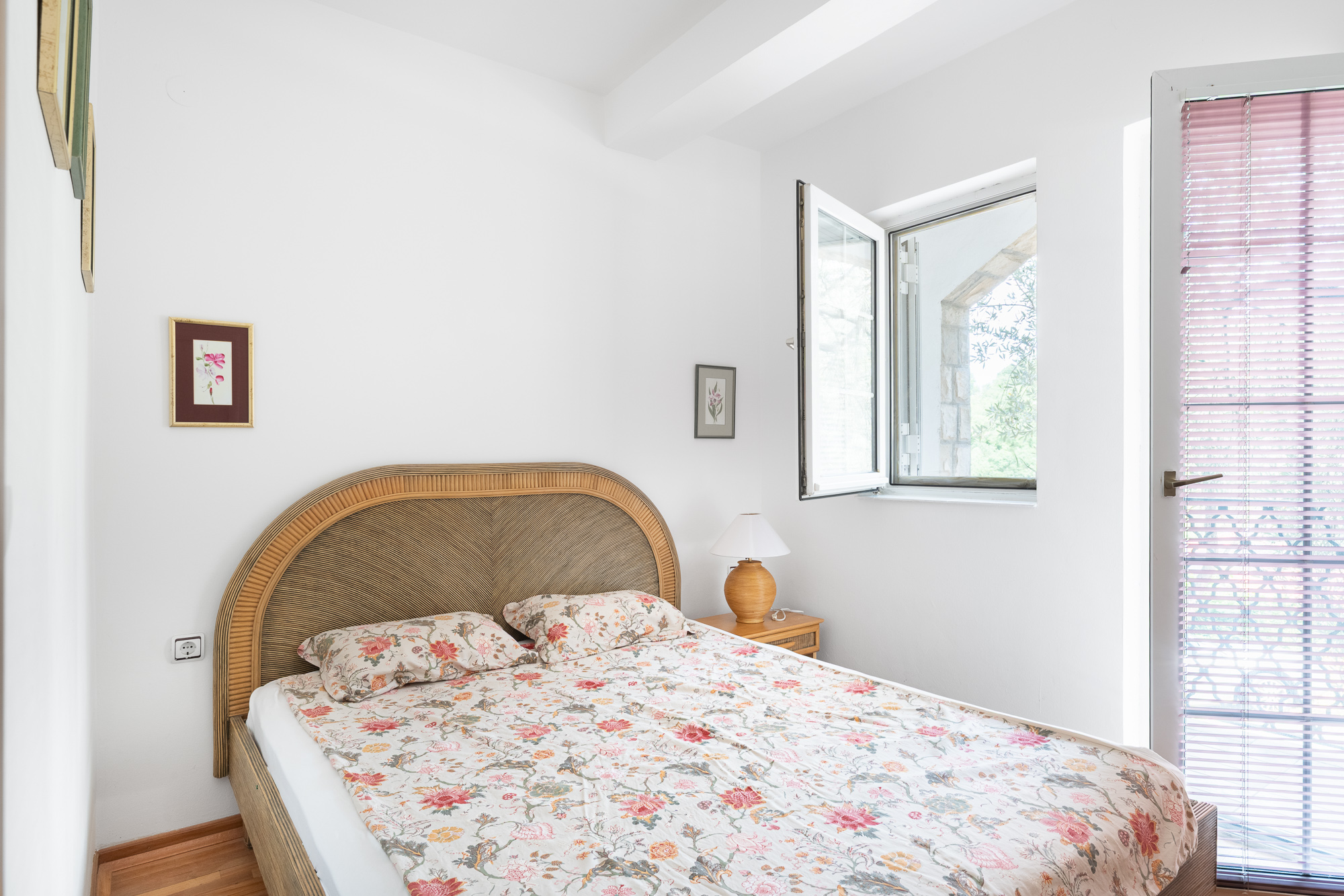 Image of Apartment - 3 Bedrooms - 1 Bathrooms for Sale in Budva-Przno-Montenegro, Image 2