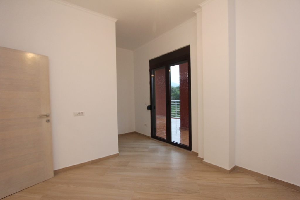 Image of Apartment - 3 Bedrooms - 4 Bathrooms for Sale in Bar-Bar-Montenegro, Image 7