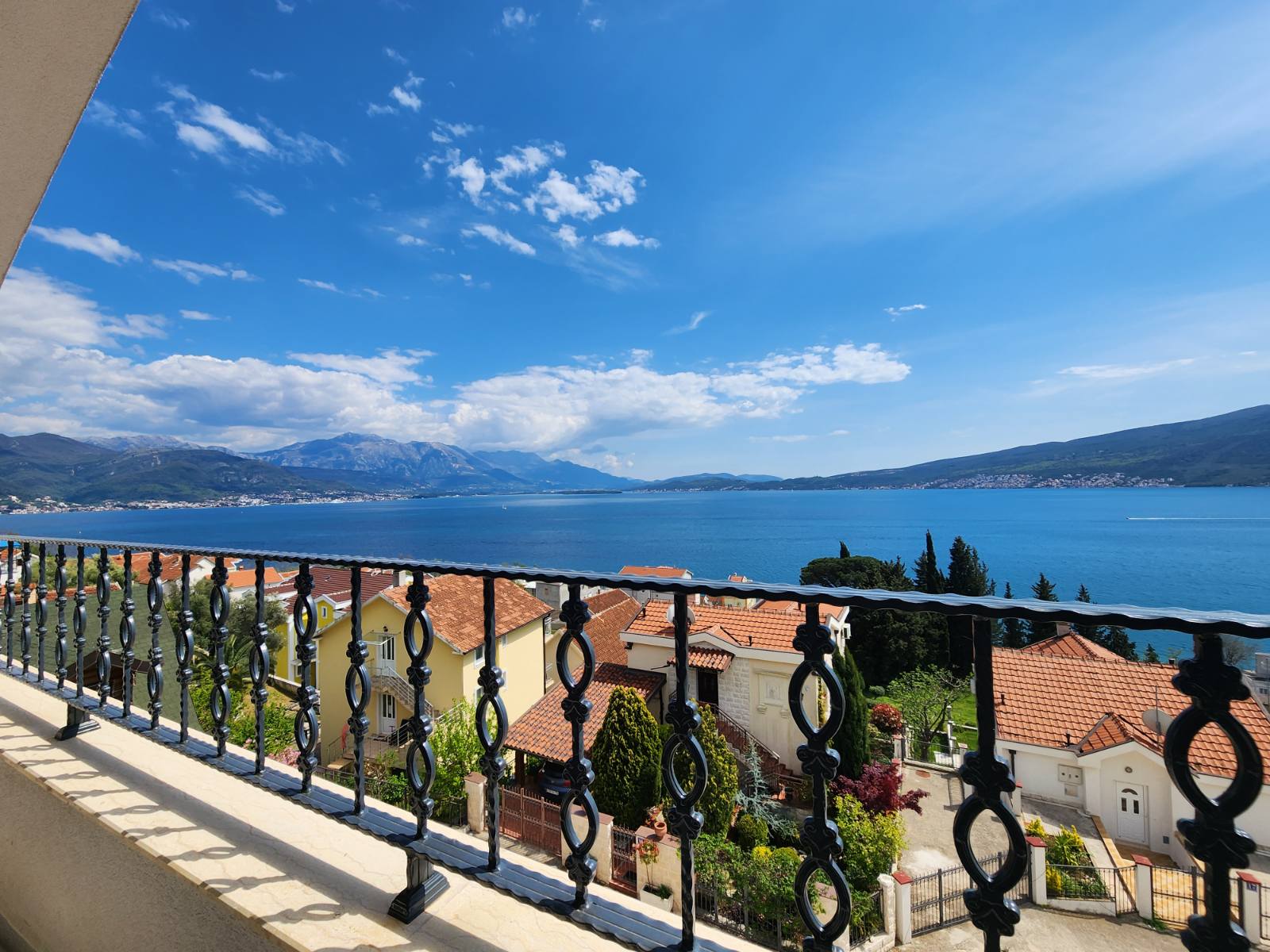 Image of Apartment in new building - 1 Bedrooms for Sale in Herceg-Novi-Bijela-Montenegro, Image 2
