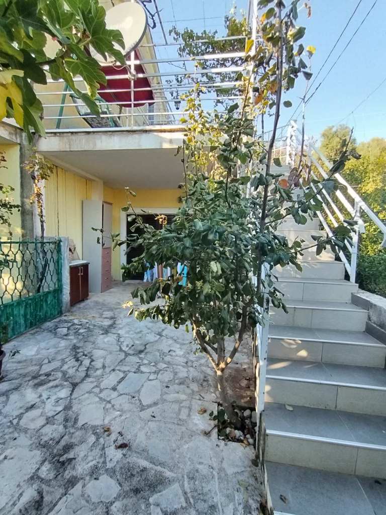 Image of House - 8 Bedrooms - 7 Bathrooms for Sale in Budva-Budva-Montenegro, Image 1