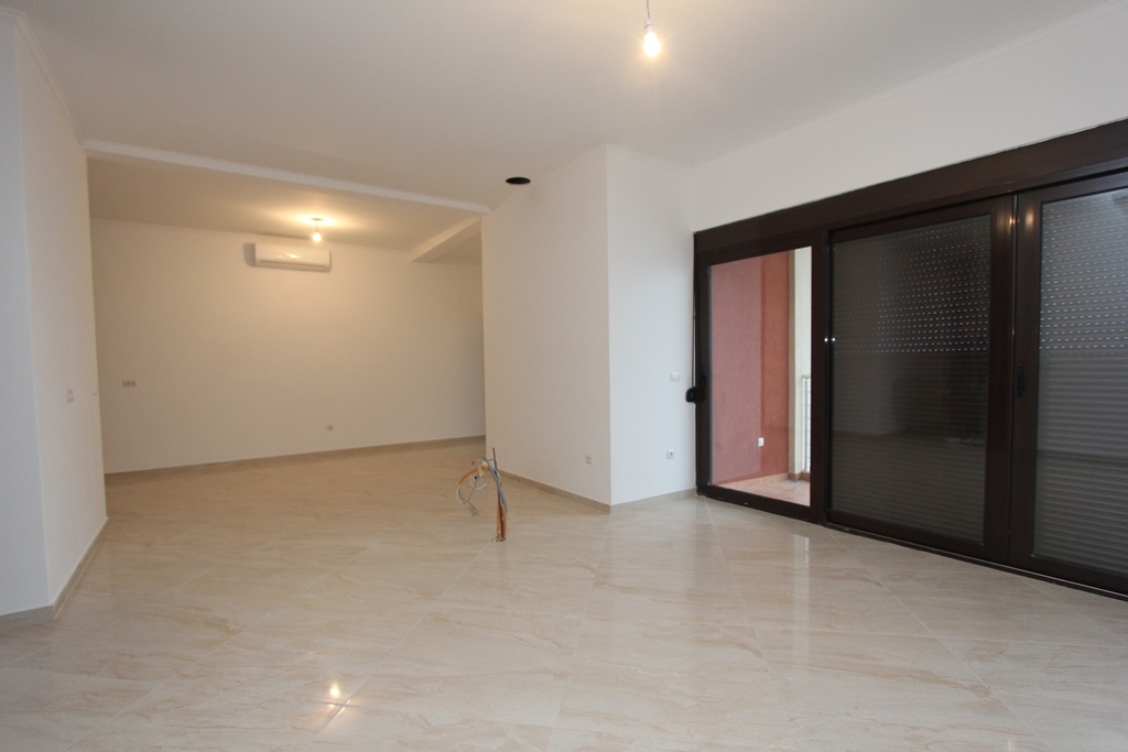 Image of Apartment - 3 Bedrooms - 4 Bathrooms for Sale in Bar-Bar-Montenegro, Image 32