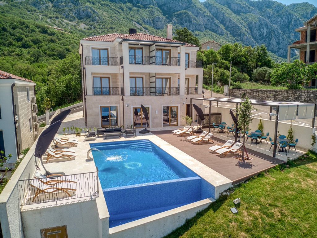 Image of Villa - 5 Bedrooms - 5 Bathrooms for Sale in Budva-Blizikuce-Montenegro, Image 1