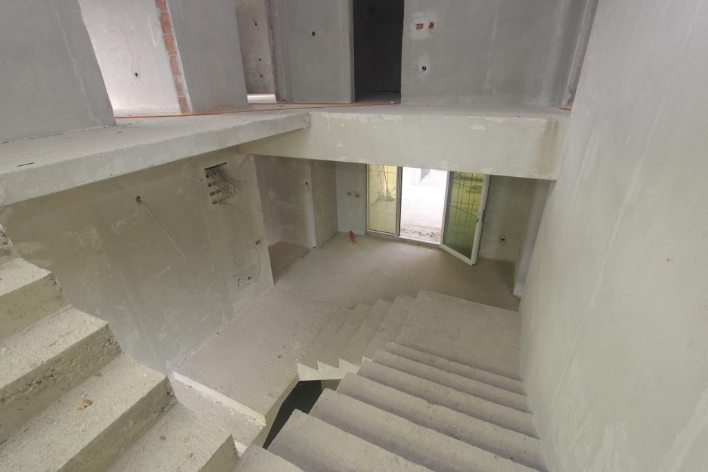Image of House - 4 Bedrooms - 3 Bathrooms for Sale in Herceg-Novi-Herceg Novi-Montenegro, Image 19