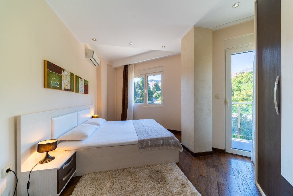 Image of Apartment - 3 Bedrooms - 2 Bathrooms for Sale in Budva-Becici-Montenegro, Image 6