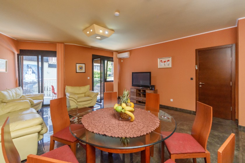 Image of Apartment - 2 Bedrooms - 1 Bathrooms for Sale in Kotor-Dobrota-Montenegro, Image 4